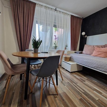Friz&Fany Postojna City Center Bagian luar foto